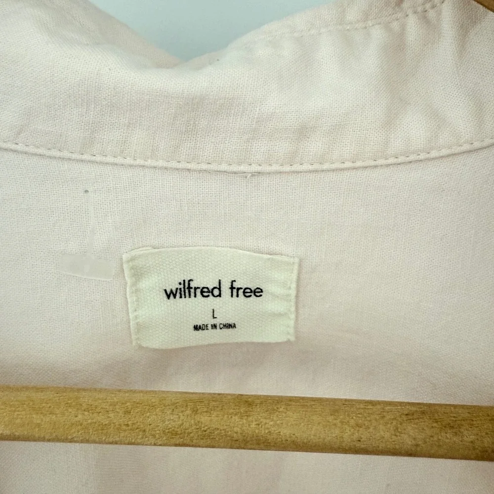 Aritzia Wilfred Free Relaxed Linen Button-Down Shirt —‎ Light Pink — Size L - Picture 4 of 5